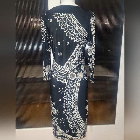 Voir Voir Dress - Picture 2 of 3